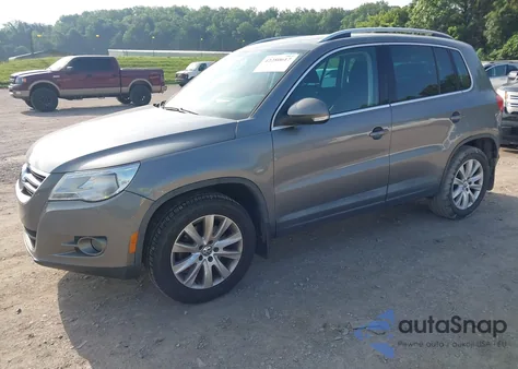 2009 Volkswagen Tiguan Se/Sel из США, поврежденный, VIN WVGBV75N99W519867